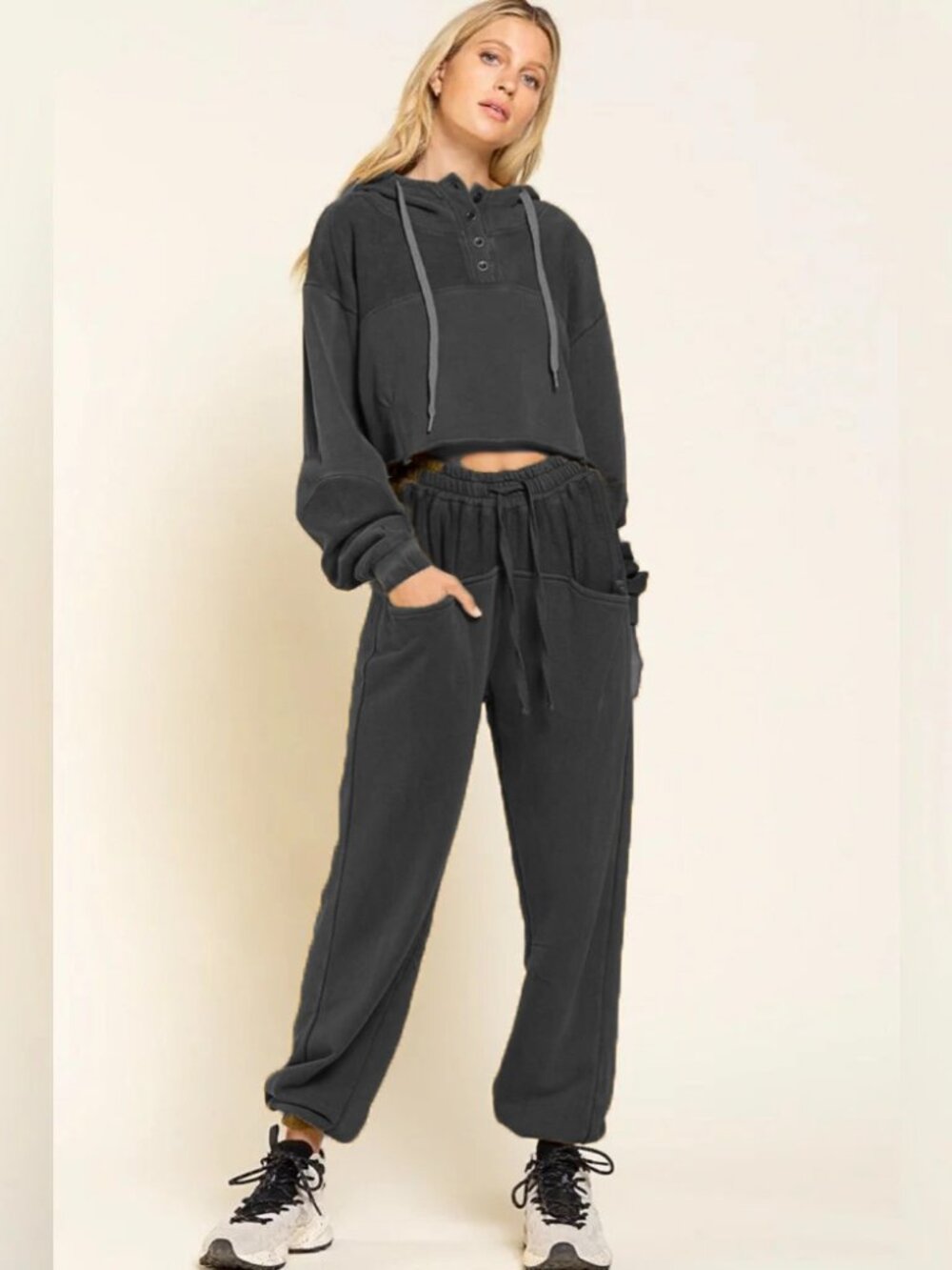 POL Clothing Drop Pocket Utility Jogger Black Small - Picture 2 of 14
